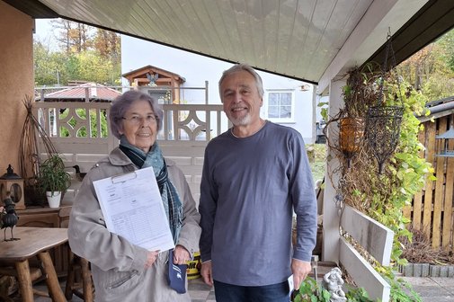 Karin Zink, Kassiererin des unterfränkischen VdK-Ortsverbands Zimmerau-Obereßfeld-Grabfeld Süd, bei ihrer Tour.